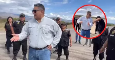 Ronderos castigan a gerente de Corpac.