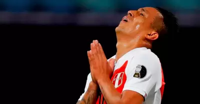 Christian Cueva sufrió con la eliminación de la Selección Peruana.