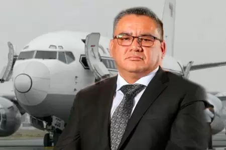 Rospigliosi justifica viaje de Santivez