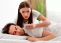 Te obsesiona revisar el celular de tu pareja? Descubre AQU su significado oculto, segn la psicologa