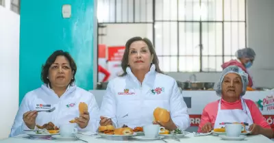 Dina Boluarte se suma a la competencia por el mundial de desayunos