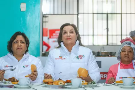 Dina Boluarte se suma a la competencia por el mundial de desayunos