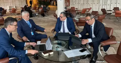 Juan José Santiváñez inicia agenda de trabajo en Suiza