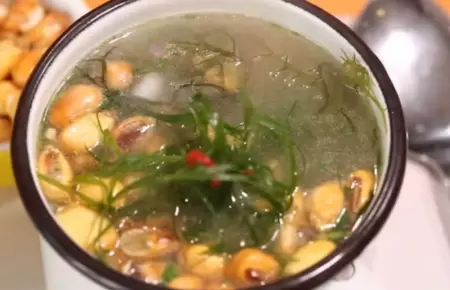 Cevichera fue multada por Indecopi tras servir chilcano con un trozo de vidro.