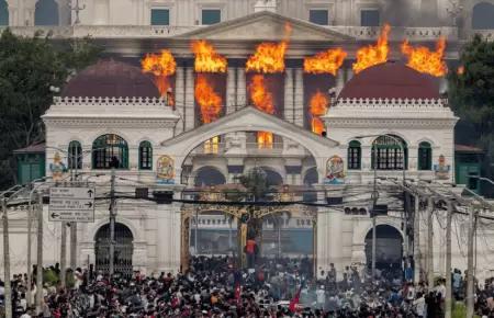 Manifestantes han desatado el caoe en Nepal