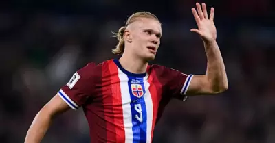 Haaland celebrando su 'manito' sobre Moldavia.