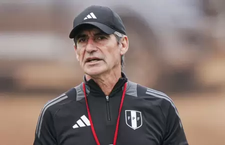 scar Ibez no es oficialmente ms entrenador de la seleccin peruana.