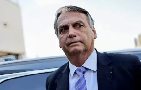 Condenan a expresidente de Brasil, Jair Bolsonaro