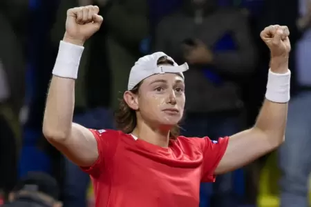 Ignacio Buse gana a Jaime Faria y pone 2-0 a Per ante Portugal.