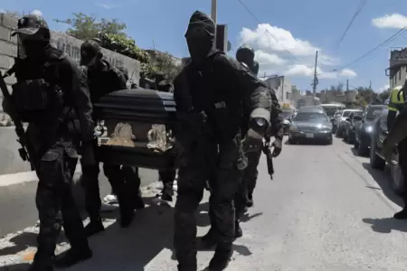 Al menos 42 personas resultaron fallecidas por bandas armadas en Hait