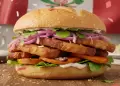 Per campen! Pan con chicharrn derrota a la arepa reina pepiada de Venezuela en el Mundial de Desayunos