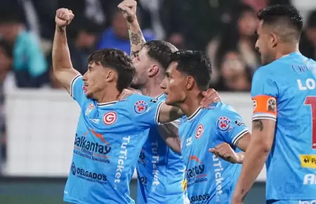 Deportivo Garcilaso se llev un gran triunfo de Matute ante Alianza Lima.