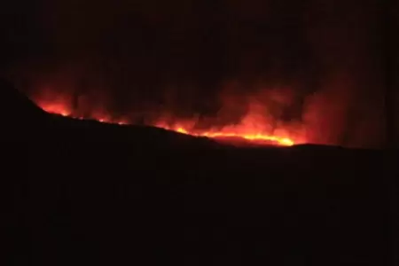 Incendio forestal en faldas del volcn Misti