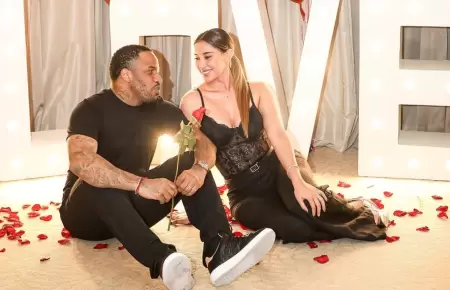 Jefferson Farfn sorprende a Xiomy Kanashiro