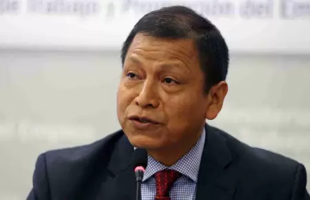 Ministro Maurate respalda nuevo retiro de las AFP