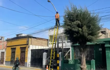 Denuncian robo de cables de energa elctrica en Tacna.