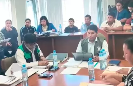 Sesin de consejo en Ilabaya