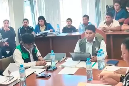 Sesin de consejo en Ilabaya