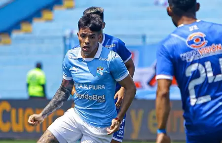 Santiago Gonzlez durante el 0-0 de Cristal con Alianza Atltico.