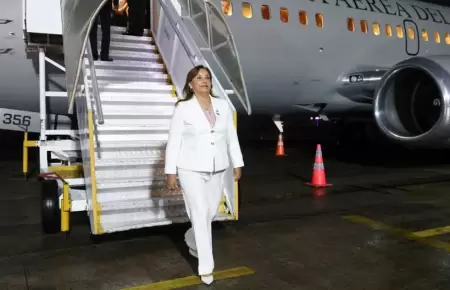 Dina Bolaurte con destino a EE. UU.