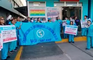 Chiclayo: Continan quejas de asegurados por larga huelga de ocho das en hospitales de EsSalud.