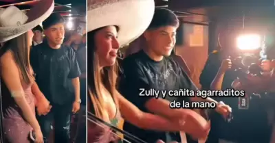Zully y Caita se muestran tomados de la mano