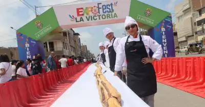 La Victoria, en Chiclayo, y el choripán más grande del mundo.
