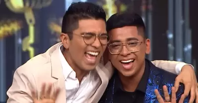 Imitador de Christian Yaipn frente a su dolo