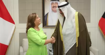 Per y Kuwai sostuvieron reunin bilateral