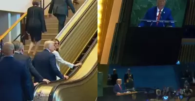 La escalera y el teleprnter le fallaron a Donald Trump.