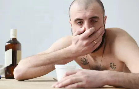 Tips efectivos para aliviar la resaca