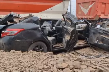 Volcadura de triler en Puente Piedra deja un fallecido