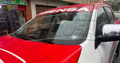 Sujetos disparan contra vehculo de prensa de Exitosa