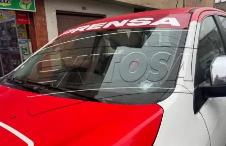 Sujetos disparan contra vehculo de prensa de Exitosa