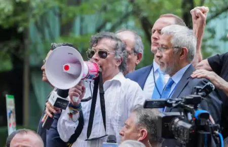 Petro en su discurso pblico en Nueva York.