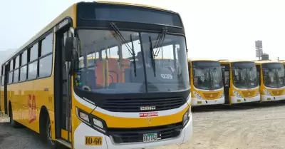 'La 50' paraliza sus servicios