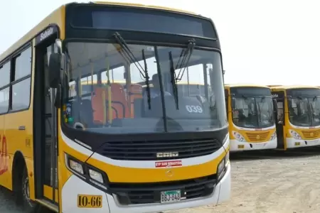 'La 50' paraliza sus servicios