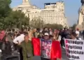 Manifestantes de distintos colectivos se renen en la Plaza San Martn en cuarto da de protestas