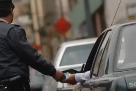 A prisin otro polica acusado de recibir 'coima'.