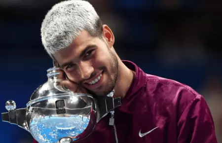 Carlos Alcaraz se coron campen del ATP 500 en Tokio