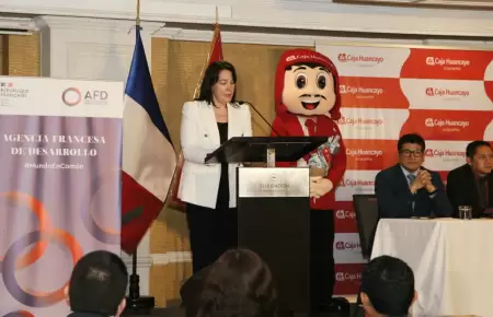 Alianza de Caja Huancayo y AFD
