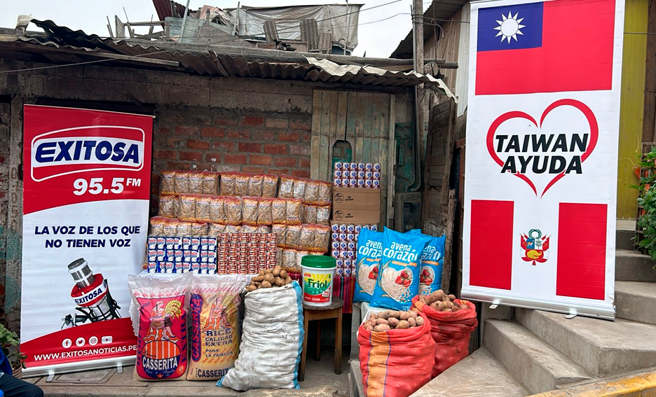 Exitosa y Taiwn donan alimentos de primera necesidad a ollita