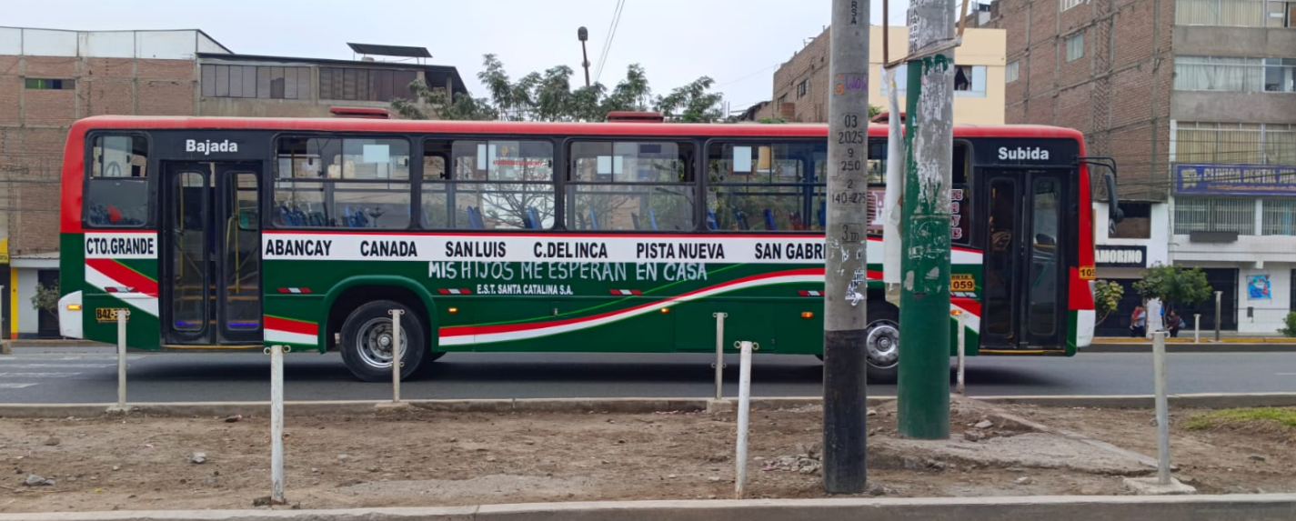 Transportistas de la empresa Santa Catalina se unen al paro.