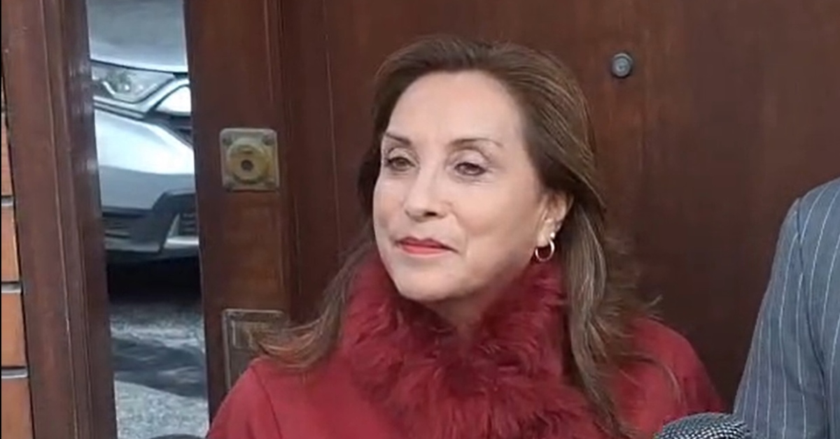 Dina Boluarte no asistirá a audiencia de impedimento de salida del país, afirma su abogado