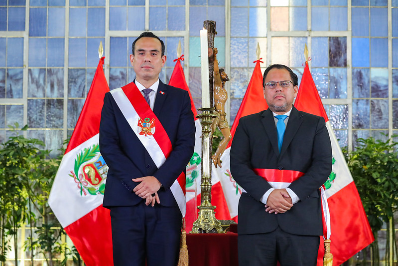 Walter Martnez Laura jur como ministro de