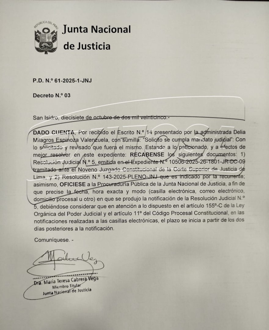 Documento que tramita la reposicin de Delia Espinoza en la Fiscala.