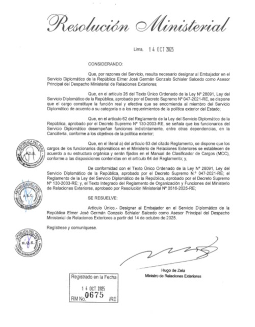 Elmer Schialer es designado como asesor principal de la Cancillera