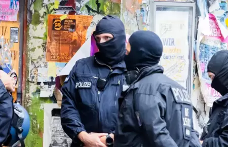 3 detenidos presuntamente involucrados con Hamas en Alemania