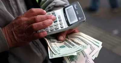 Precio del dlar en Per.