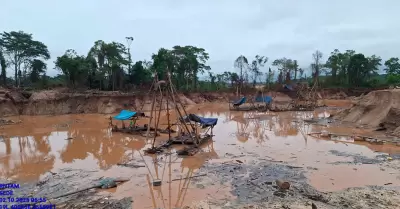 Ms de 60 efectivos desarticulan infraestructura de mineros ilegales en la Amazo